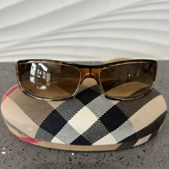 BURBERRY WOMENS NOVACHECK SUNGLASSES SAFILO 125 8435/S - Picture 1 of 12